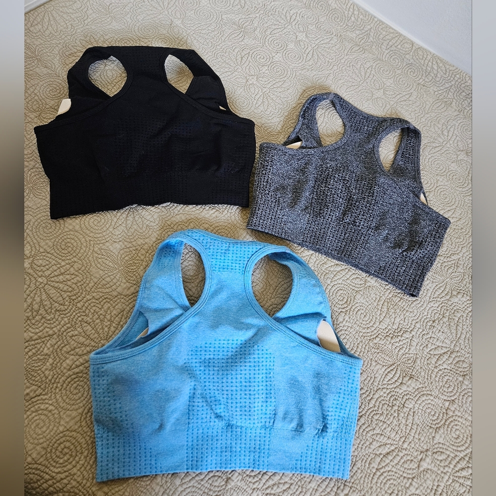 Women's 3pc solid wireless racerback sports bra - Picture 5 of 5